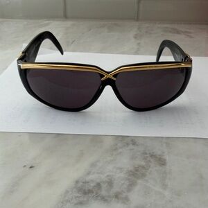 Chic Black and Gold Women's Sunglasses